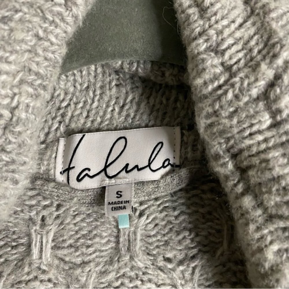 Talula Women's Light Gray Cable Knit Open Front Cardigan - Picture 5 of 8